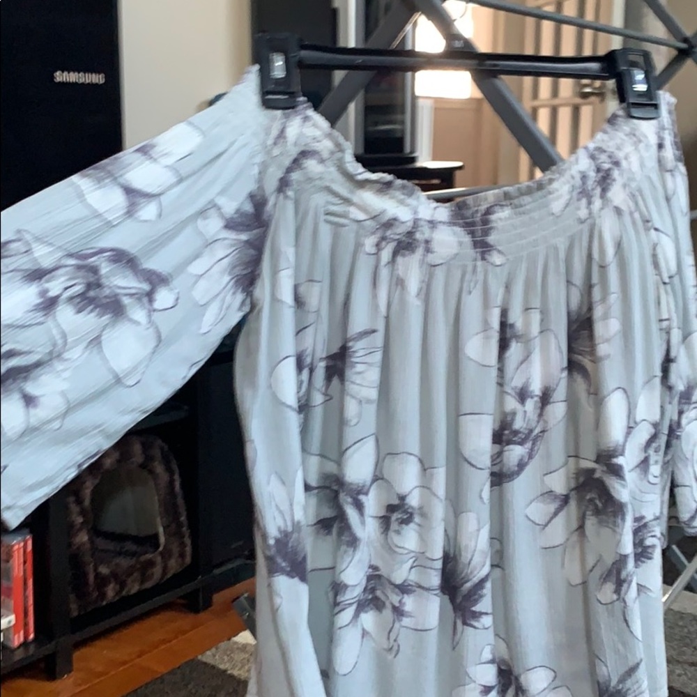 Off shoulder top